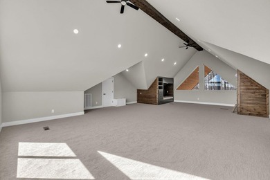 Lakefront home with two-slip dock. 5 bedrooms/4 baths completely - photo 49
