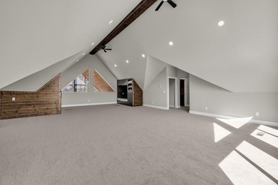 Lakefront home with two-slip dock. 5 bedrooms/4 baths completely - photo 50