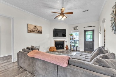 ***Improved price!***Welcome to this beautifully maintained - photo 11
