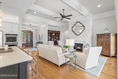 Crafted by renowned custom builder Will Thornton and perfectly - photo 14