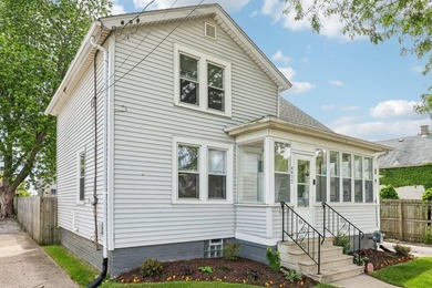 Nestled in a convenient Kenosha location, this beautifully - photo 4