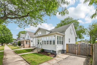 Nestled in a convenient Kenosha location, this beautifully - photo 5