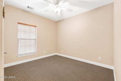 This charming 3-bedroom, 2-bathroom single-family residence - photo 23