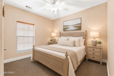 This charming 3-bedroom, 2-bathroom single-family residence - photo 24