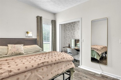 ***Improved price!***Welcome to this beautifully maintained - photo 32