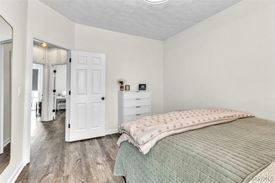 ***Improved price!***Welcome to this beautifully maintained - photo 33