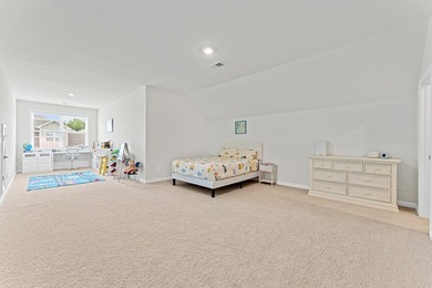 Move-in ready and better than new! Welcome to this exceptional - photo 33