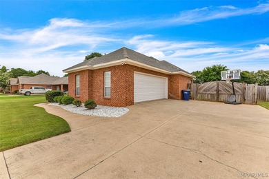 ***Improved price!***Welcome to this beautifully maintained - photo 41