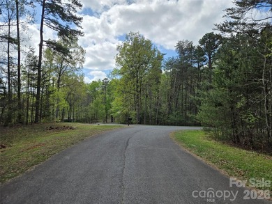 This vacant waterfront lot is located in the desirable Aberdeen - photo 3