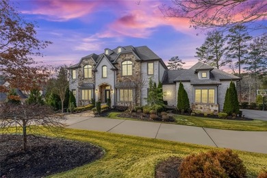 Welcome to Belford Manor Estate, where effortless elegance meets - photo 4