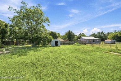 Discover the hidden potential in vibrant Biloxi! This charming - photo 11