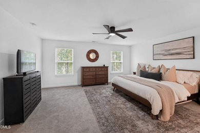 This beautifully crafted 2,820 sq ft home in the gated community - photo 18