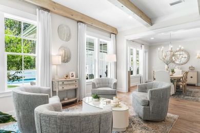 Welcome to 105 Rosecourt Street, the largest single-story floor - photo 19
