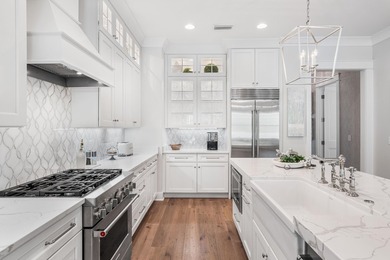Welcome to 105 Rosecourt Street, the largest single-story floor - photo 23