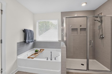 This beautifully crafted 2,820 sq ft home in the gated community - photo 25