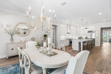 Welcome to 105 Rosecourt Street, the largest single-story floor - photo 29