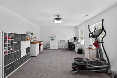 This beautifully crafted 2,820 sq ft home in the gated community - photo 29