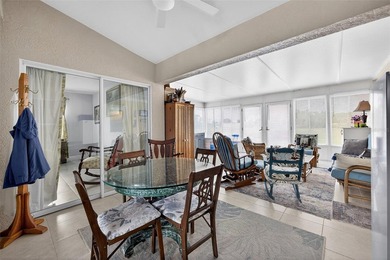 WILL NOT LAST LONG! BEAUTIFULLY RENOVATED 3 BEDROOM, 2 BATH - photo 32