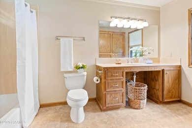 Bayou frontage! This classic home presents an opportunity to - photo 32