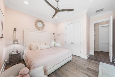 Welcome to 105 Rosecourt Street, the largest single-story floor - photo 40