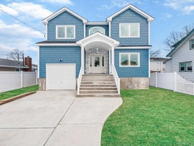 Welcome to 42 Williamson Street, a beautiful new construction - photo 1