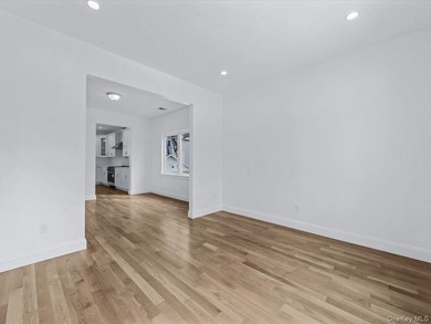 Welcome to 42 Williamson Street, a beautiful new construction - photo 3