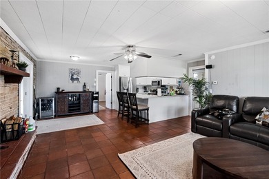 Nestled in a quiet bend near Lake Corpus Christi, this - photo 4
