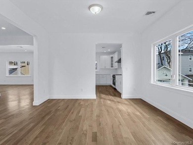 Welcome to 42 Williamson Street, a beautiful new construction - photo 5