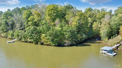 Looking for the perfect lakeside retreat? This lot on Runaway - photo 3