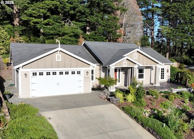 Built in 2015 with custom craftsmanship, this home offers 1,906 - photo 1