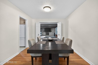 Welcome home! This beautifully maintained brick ranch-style home - photo 11