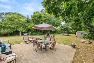 Welcome to this ranch-style home conveniently located in Bay - photo 13