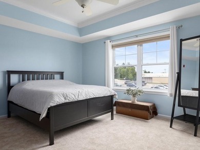 Carefree Luxury Living Just Minutes from the Beach! If you're - photo 15
