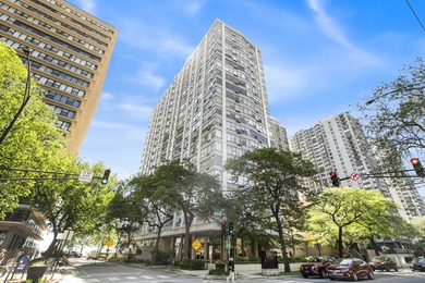 Lake Michigan - Cook County Condo For Sale in Chicago Illinois