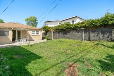 135 4th St - photo 24