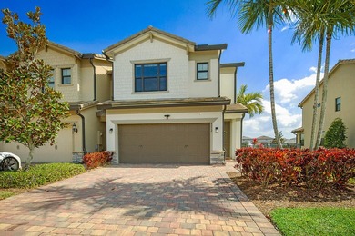 (private lake, pond, coastal) Townhome/Townhouse For Sale in Lake Worth Florida