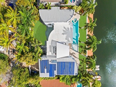 Stunning contemporary waterfront estate on the Karen Canal in - photo 12