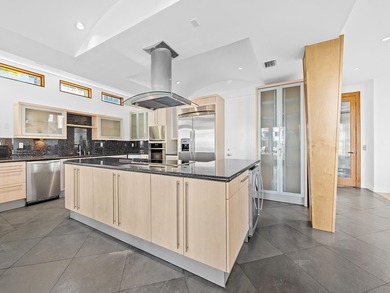 Stunning contemporary waterfront estate on the Karen Canal in - photo 20