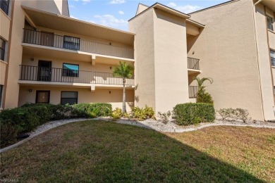 Lake Condo For Sale in Fort Myers, Florida