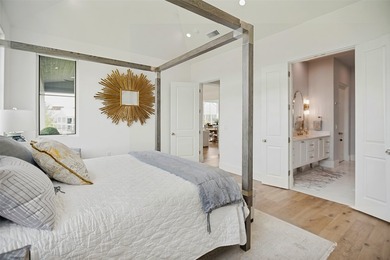 Barely lived in and impeccably maintained, this exceptional - photo 23