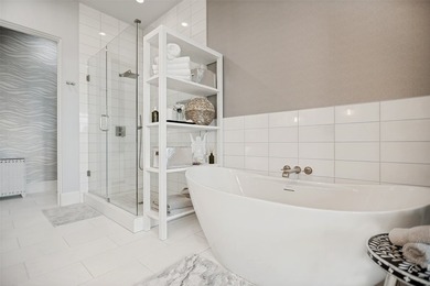 Barely lived in and impeccably maintained, this exceptional - photo 26