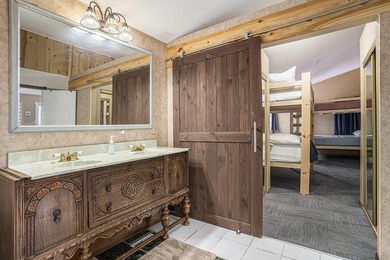 Discover the ultimate lake Michigan getaway with this beautiful - photo 31
