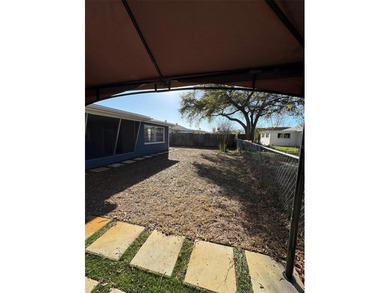 Welcome to this beautifully renovated 2-bedroom, 2-bathroom home - photo 31
