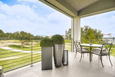 Barely lived in and impeccably maintained, this exceptional - photo 33