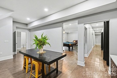 TURN KEY LUXURY  WITH CONSISTENT TRACK RECORD OF BOOKINGS YEAR - photo 34
