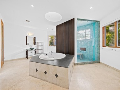 Stunning contemporary waterfront estate on the Karen Canal in - photo 36