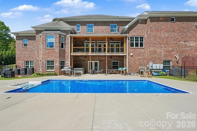 TURN KEY LUXURY  WITH CONSISTENT TRACK RECORD OF BOOKINGS YEAR - photo 46