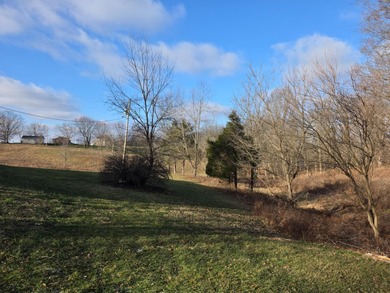 With over 3000 sqft of living space and nearly 7 acres, this