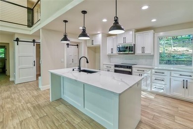 Beautiful Wooded Lakefront Retreat! You will love lakefront - photo 15