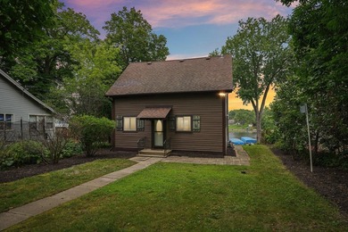 MOTIVATED SELLER! Little Muskego Lake Waterfront Property! With - photo 8